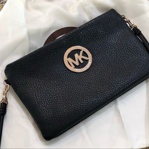 Michael Kors clutch crossbody